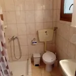 Ethra Pensión 2*