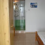 Ethra Pensión Patitiri