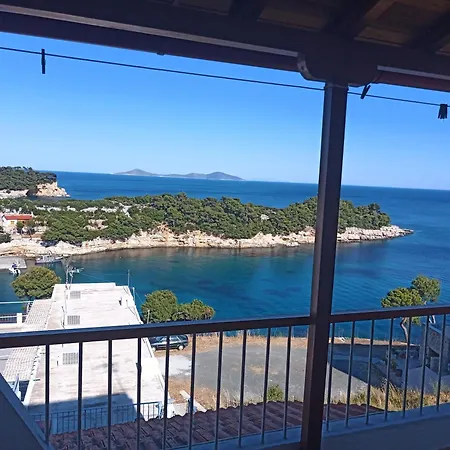Ethra Maison d'hôtes Patitiri